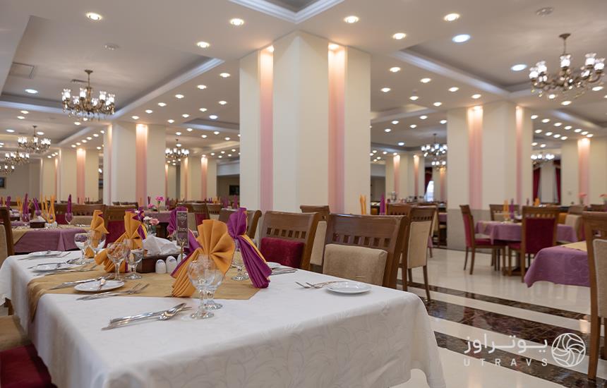 رستوران هتل پارسیس مشهد